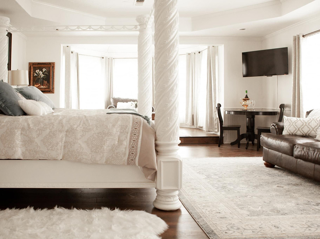 Towering Oaks Event & Retreat Center主图