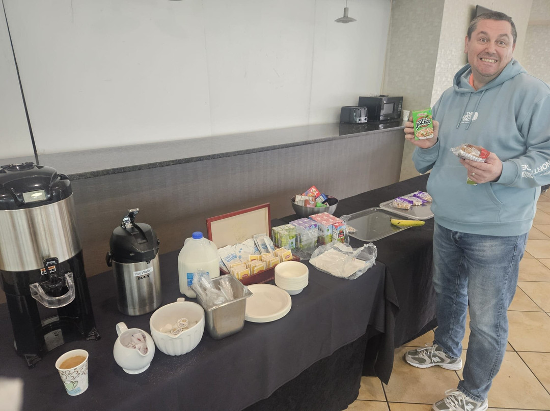 芝加哥麋鹿林村假日酒店主图