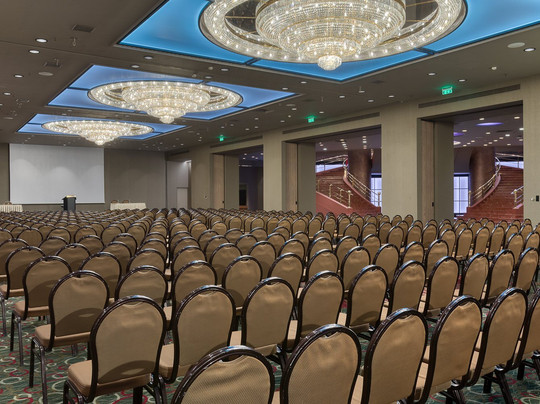 迪瓦尼卡拉维尔酒店主图