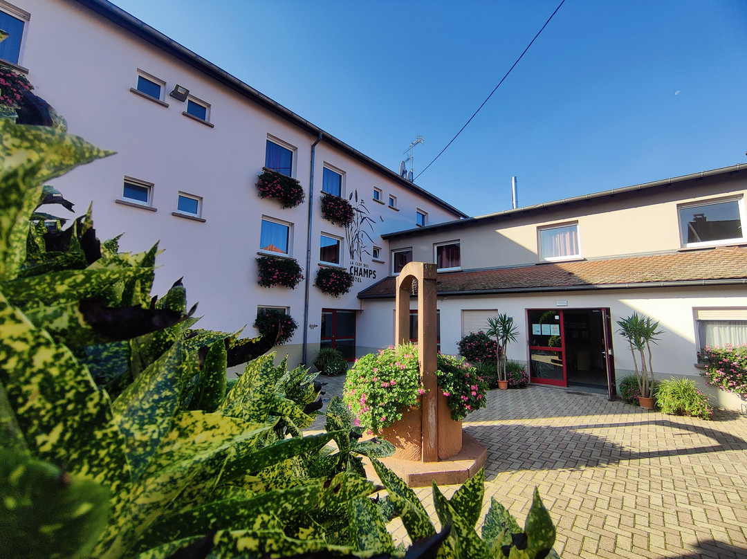 Neuf-Brisach酒店住宿-农场之匙酒店