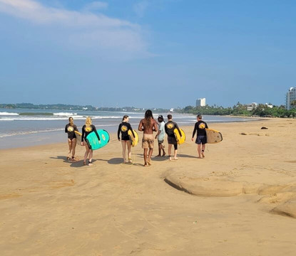 Sudda's Surf School-瓦勒迦玛必去景点