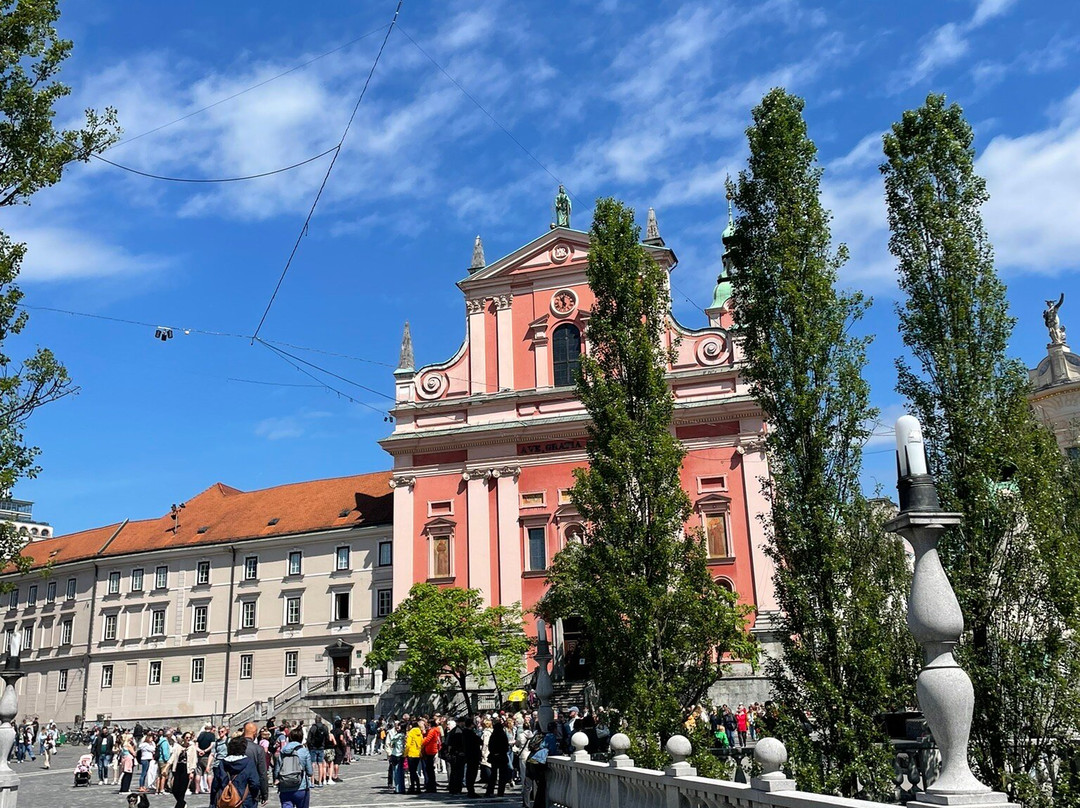 Ljubljana Tourist Information Center-卢布尔雅那必去景点