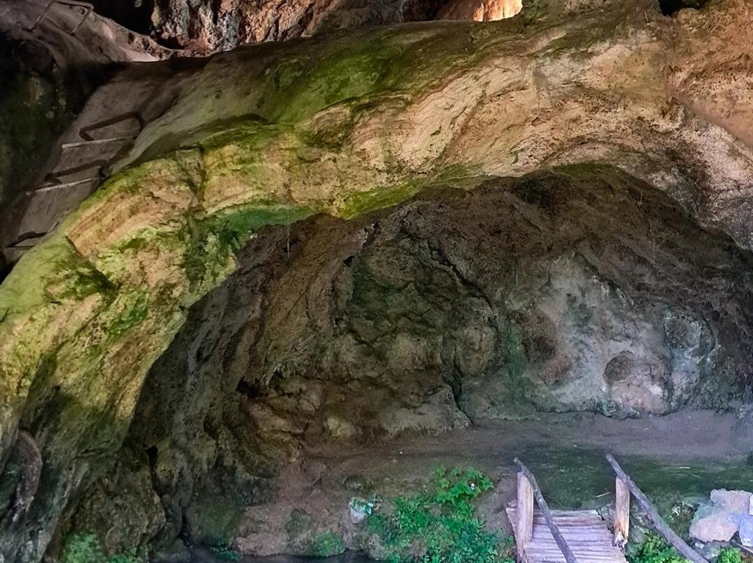 Grotte di Labante景点图片