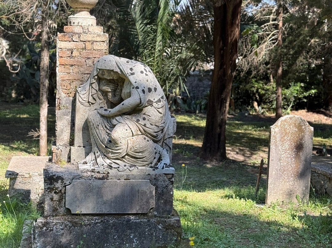 British Cemetry-科孚市必去景点