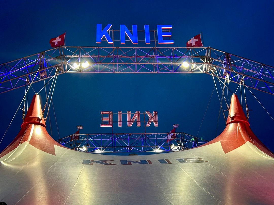 Sechselautenplatz景点图片