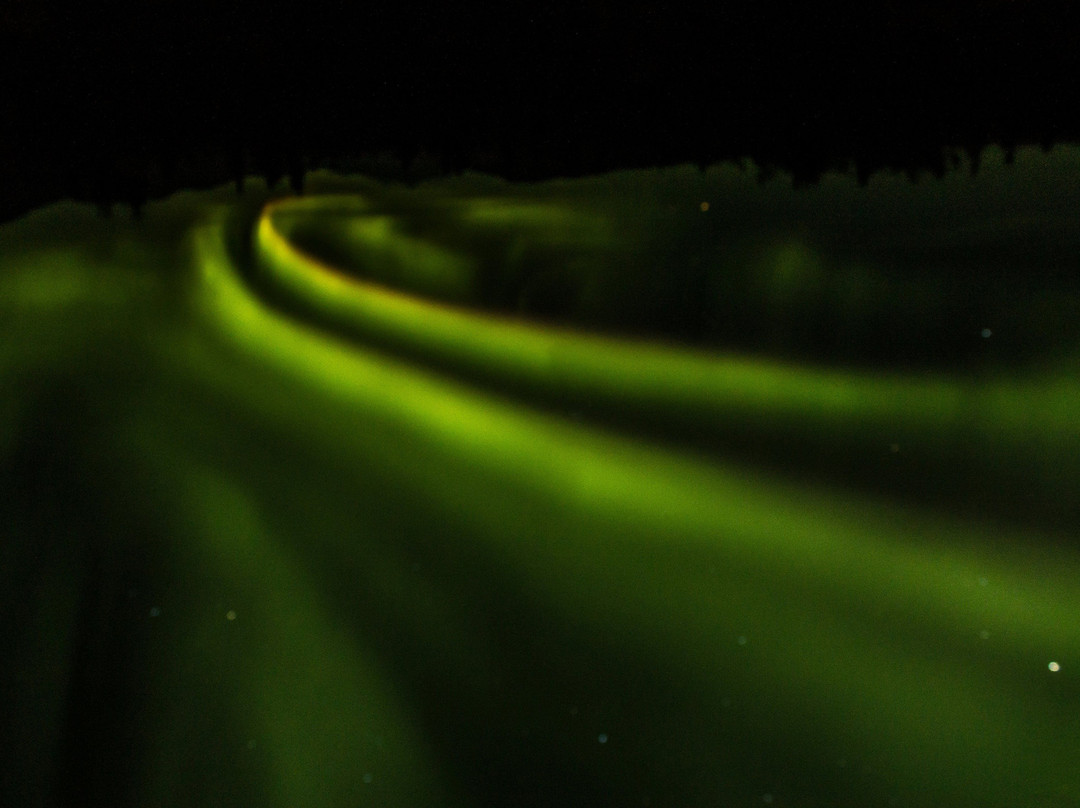 德那利湖景客栈主图