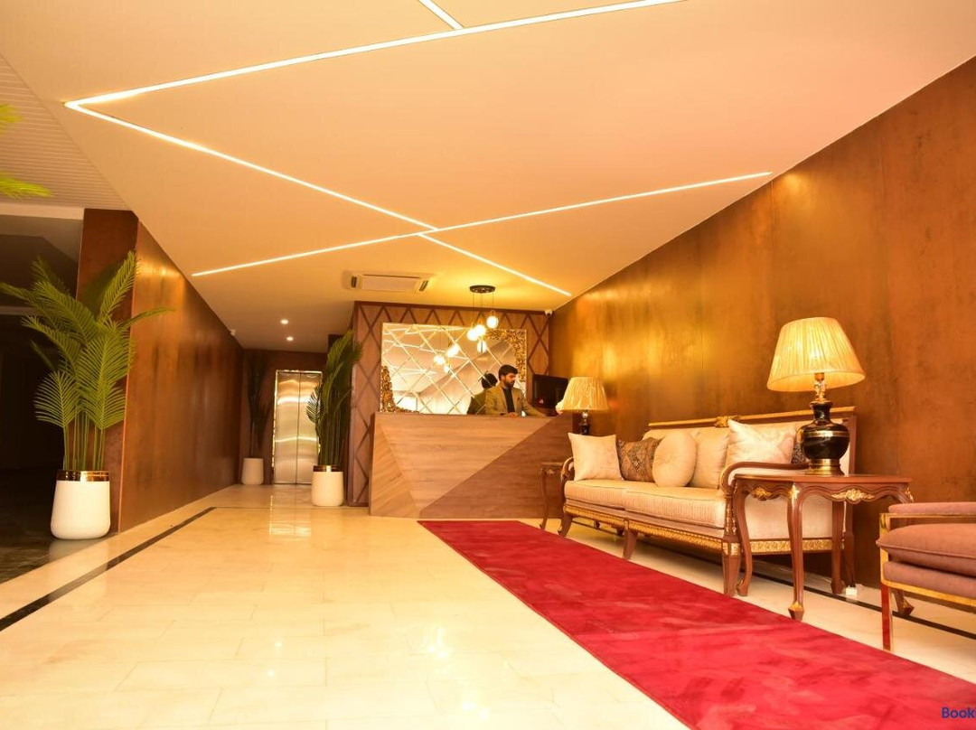 Tom's Luxury Hotel Apartments