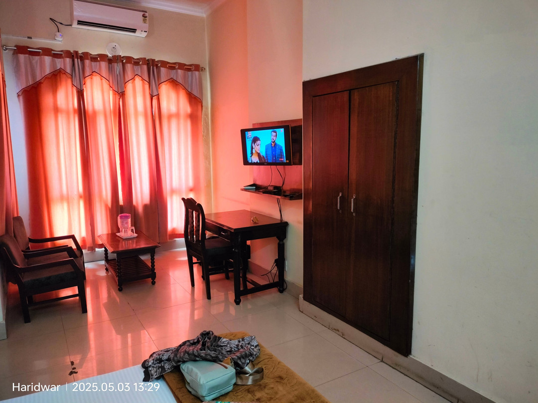 Hotel Alaknanda主图