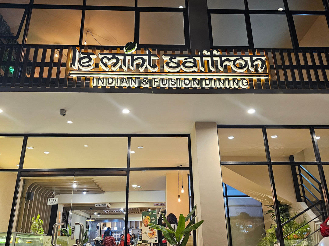 Le Mint Saffron