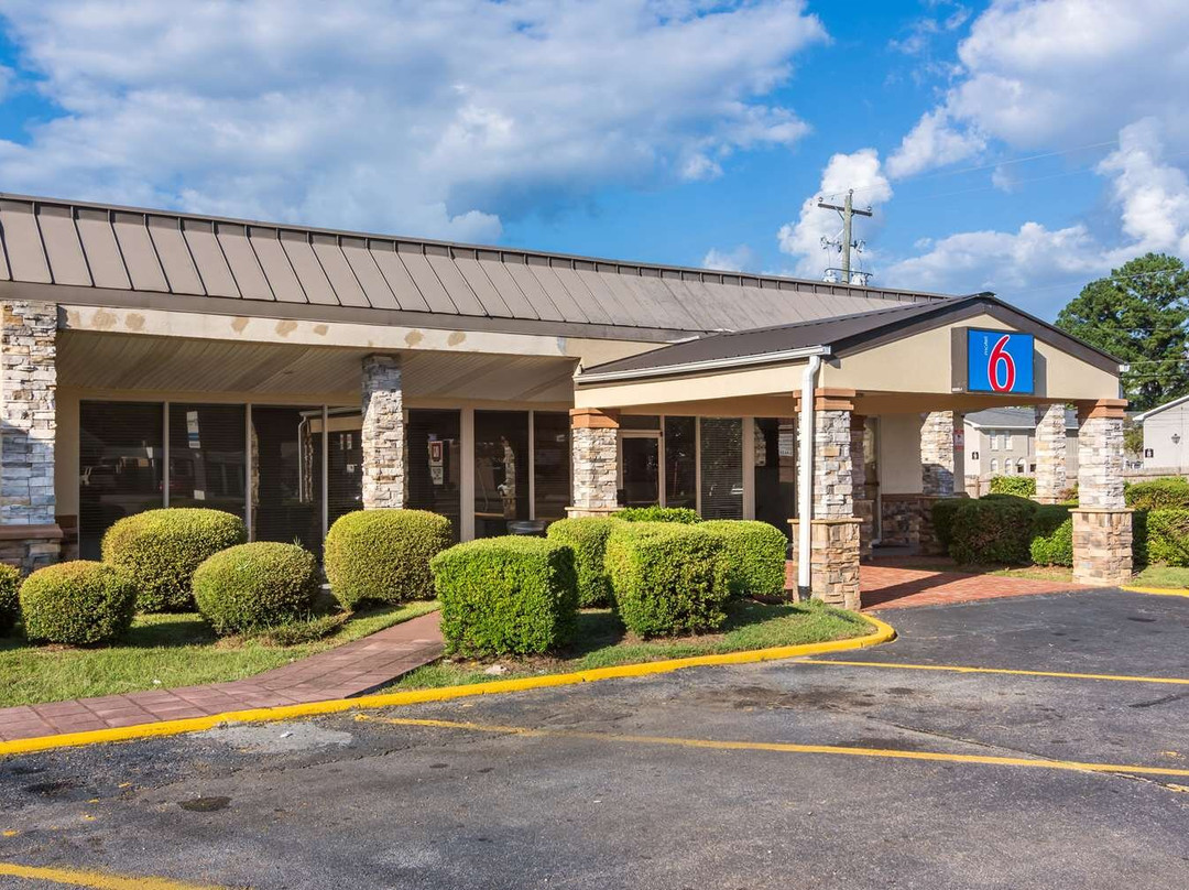 Motel 6 Warner Robins