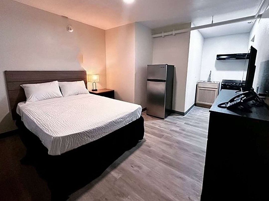 Studio City Suites, a Travelodge by Wyndham