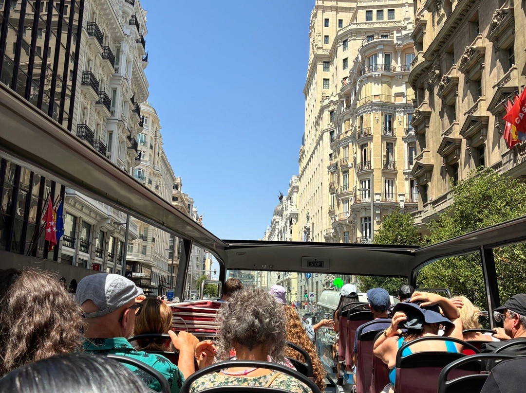 Hop On/Hop Off Bus Tour Madrid-马德里必去景点