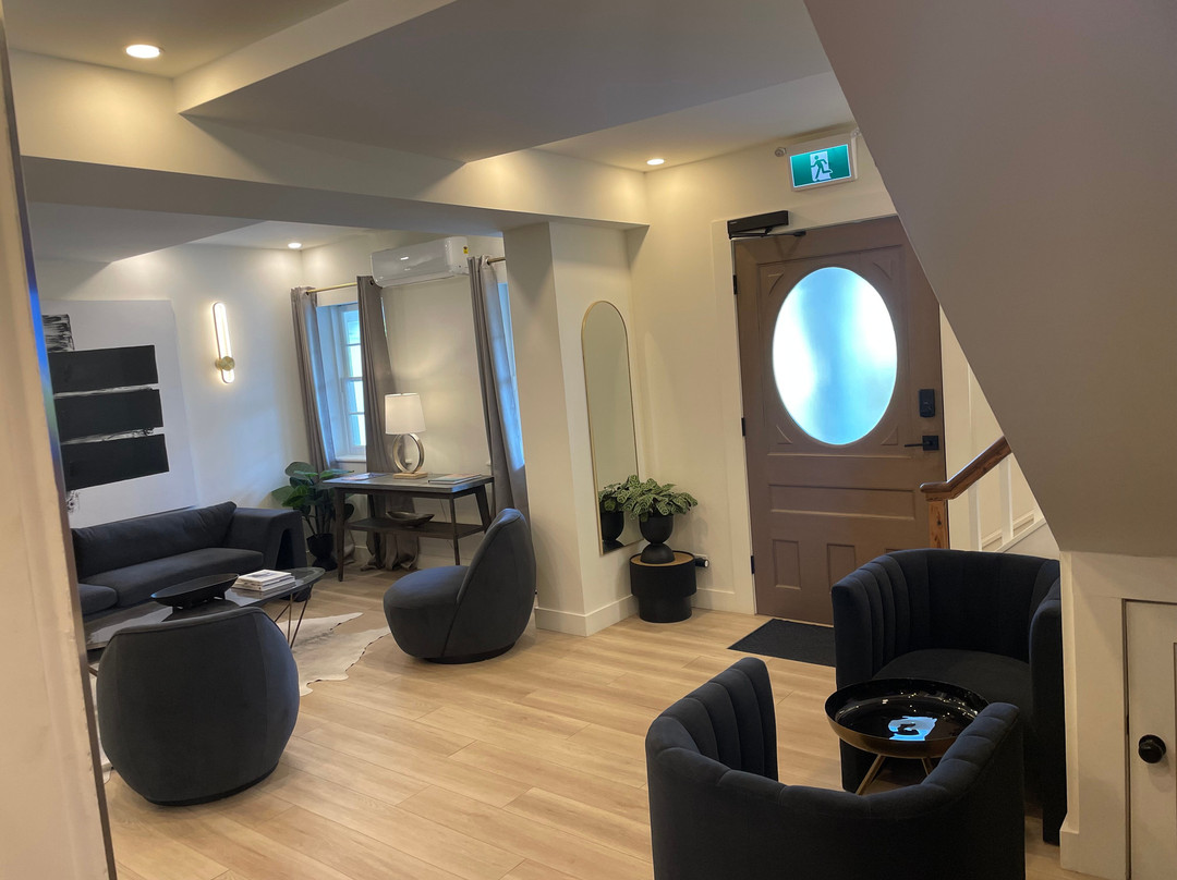 Hillcrest Boutique Hotel