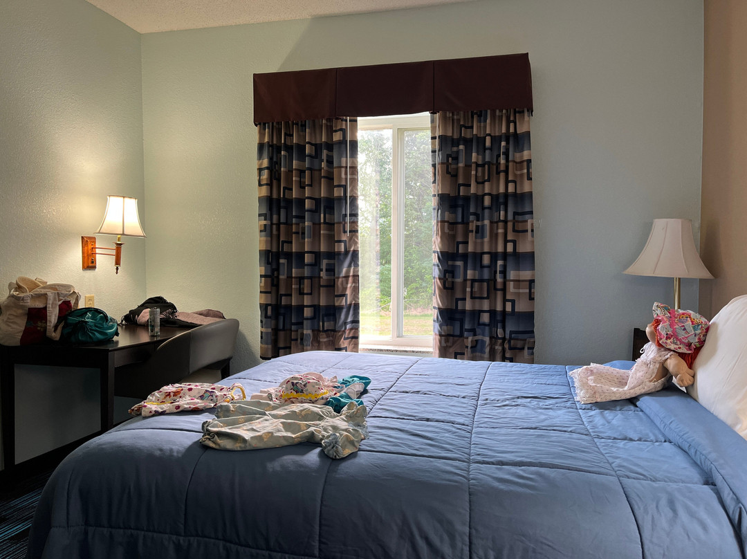 Days Inn by Wyndham Sullivan主图