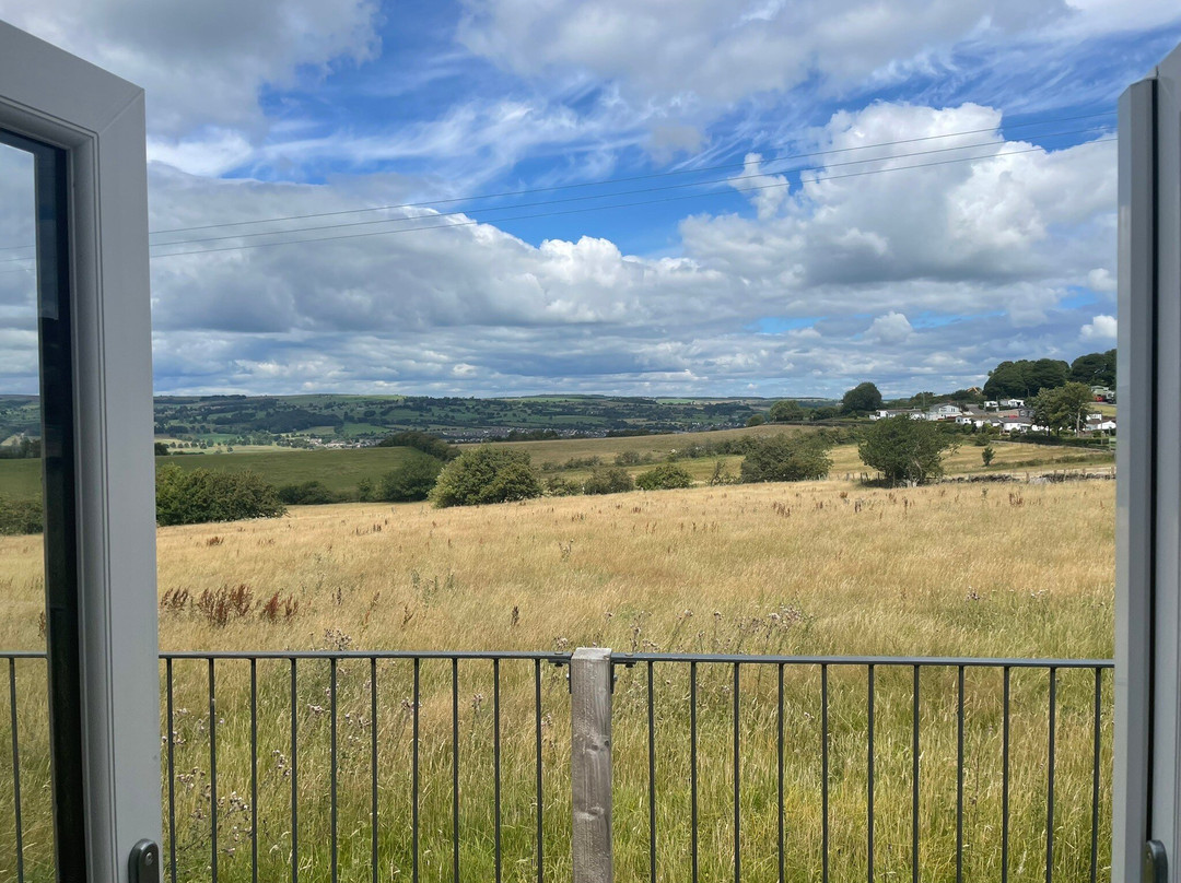 Chevin End Guest House主图