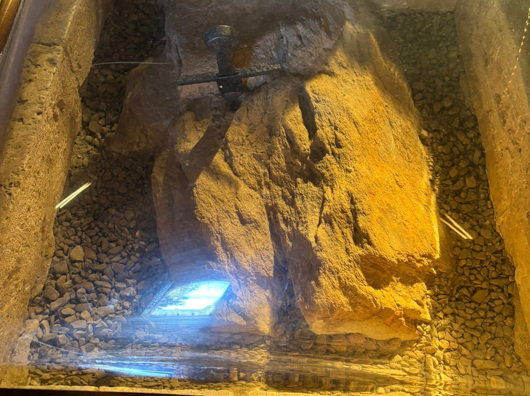 Cappella di San Galgano a Montesiepi-丘斯迪诺必去景点