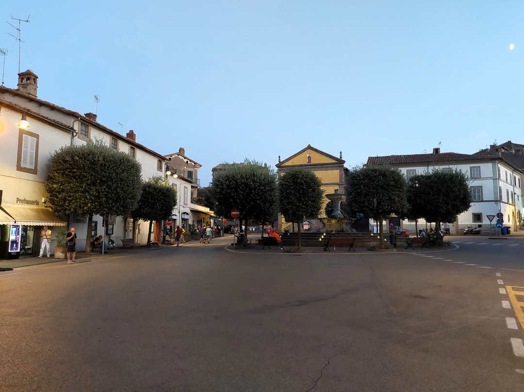 Piazzale Umberto I-Vitorchiano必去景点