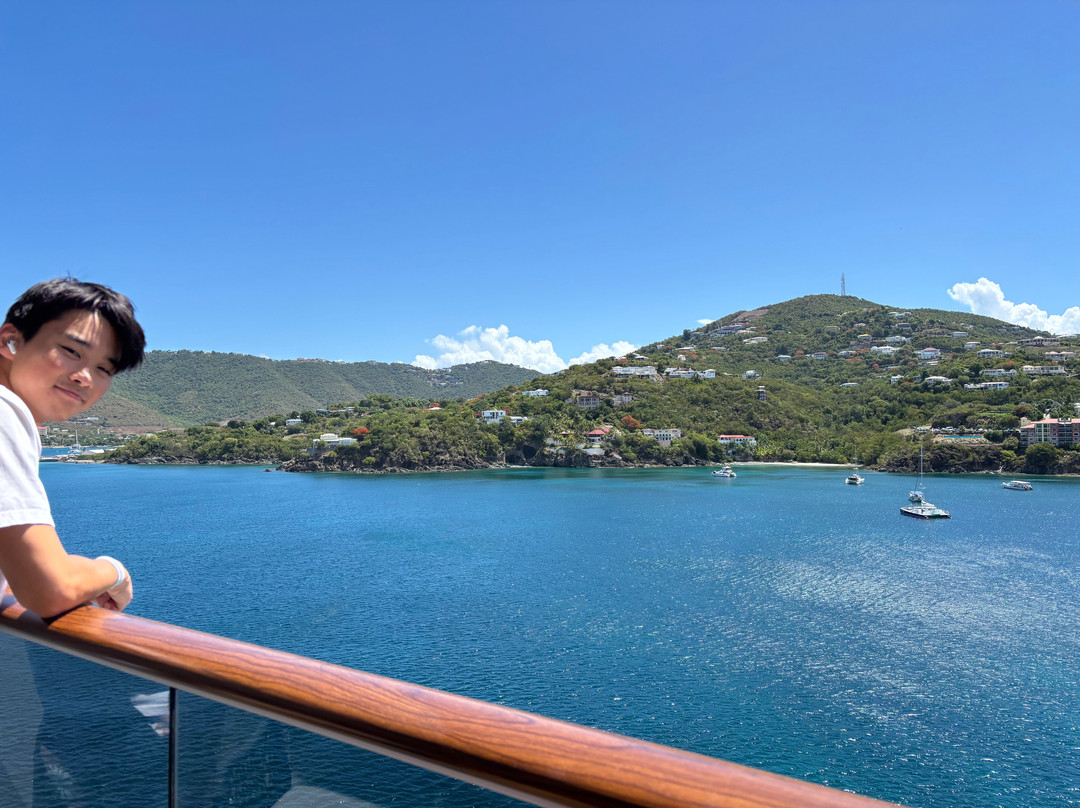 Sabrage Charters-圣 托马斯必去景点