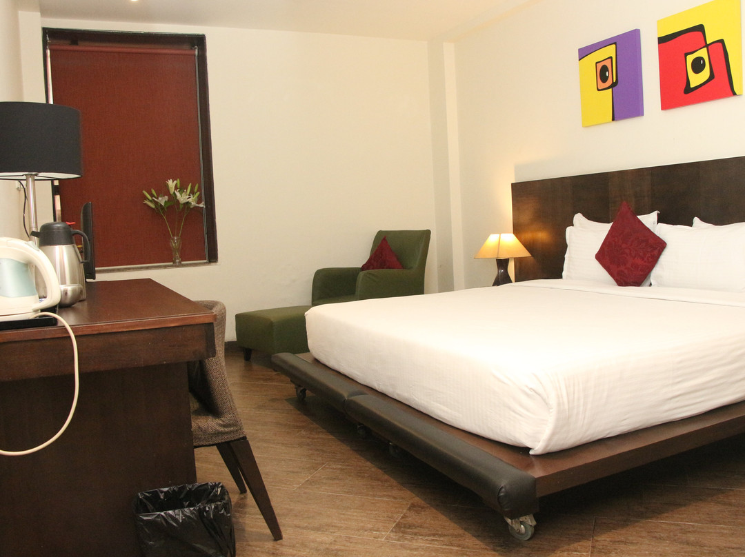 Seventeen Degrees Hotel Co Pvt Ltd主图