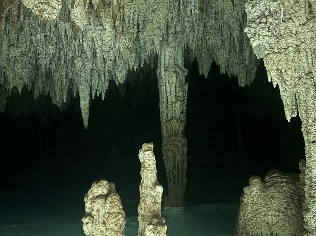 Cavernas Chaaktun-普拉亚德尔卡曼必去景点