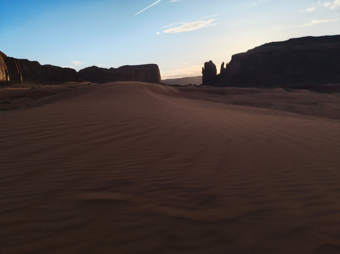 Totem Pole And Yei Be Chei