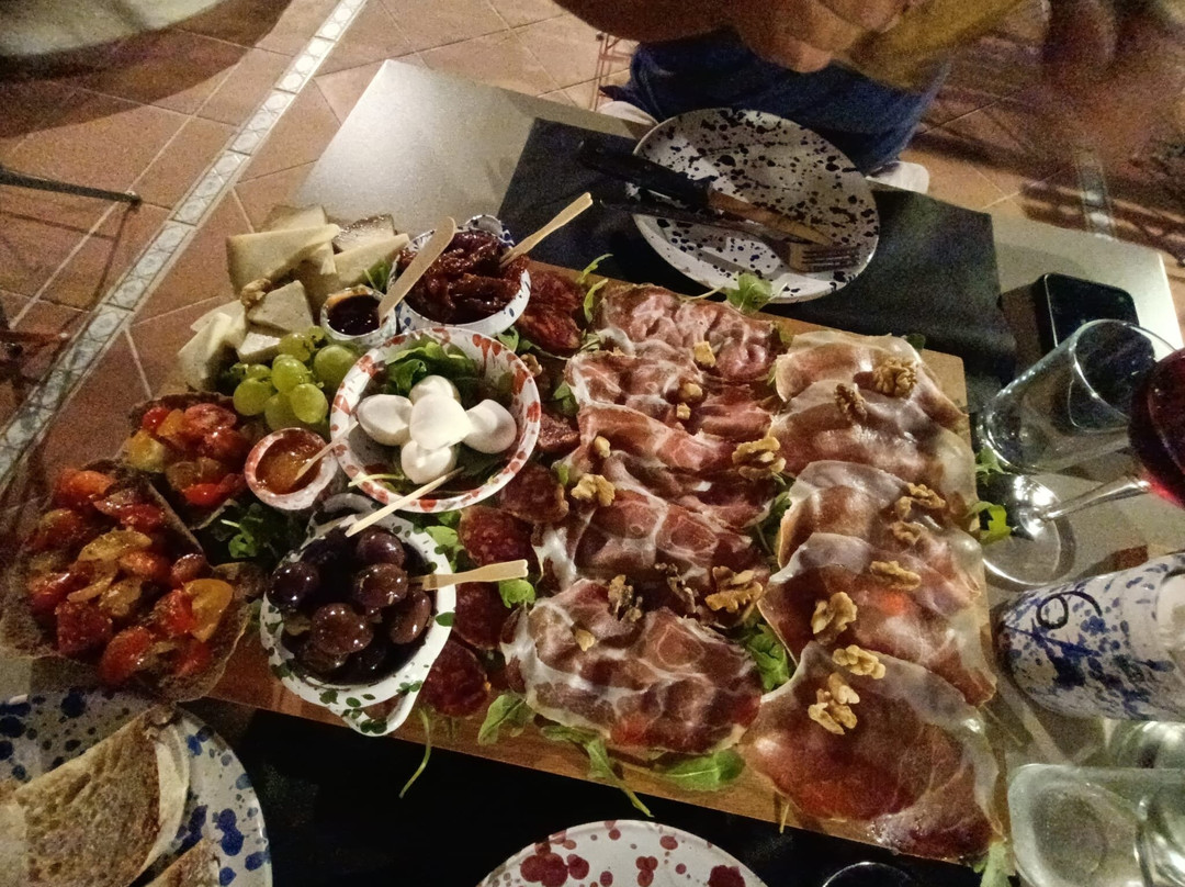 Donna Concetta Vini & Sfizi