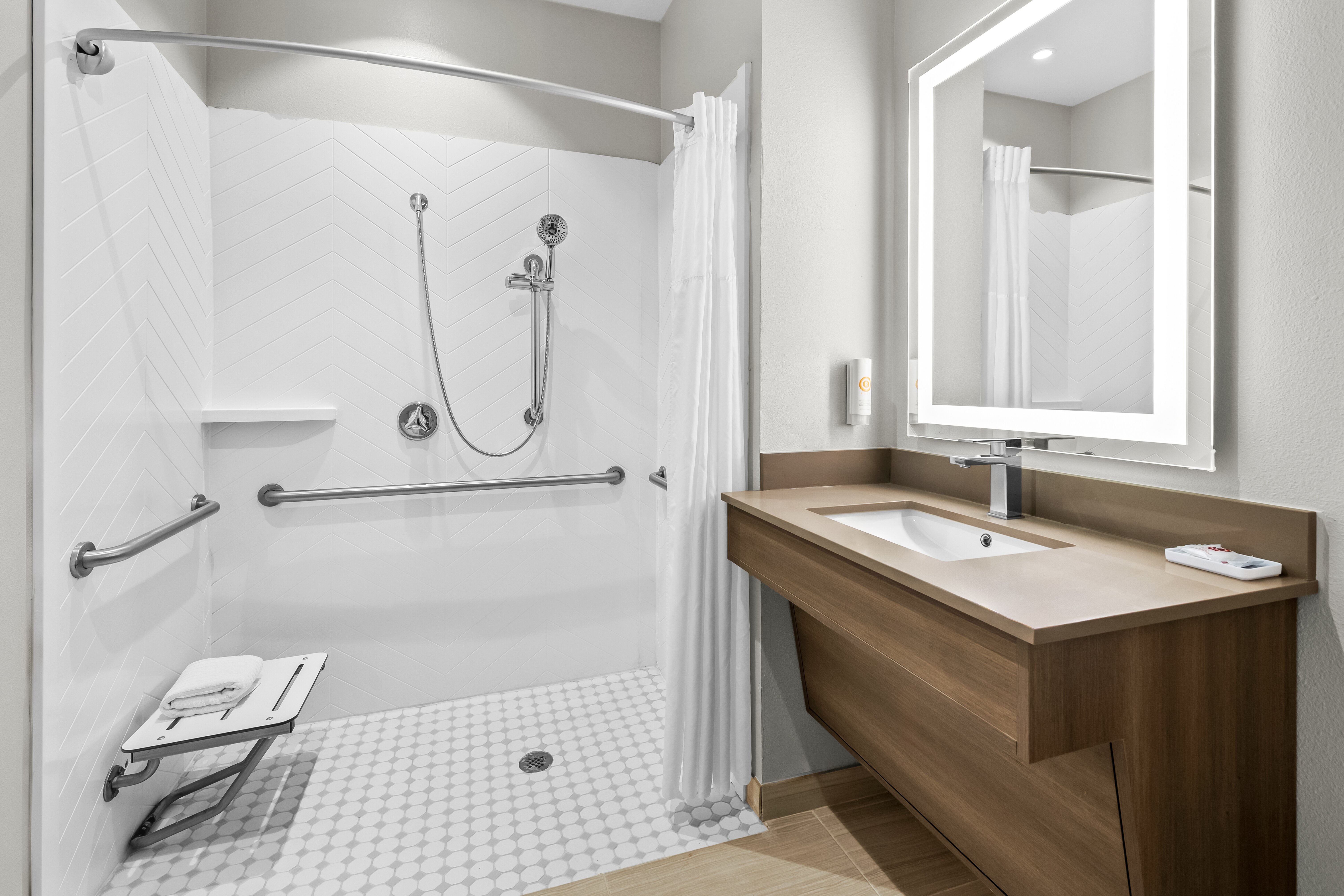 Comfort Suites Texarkana Texas-浴室