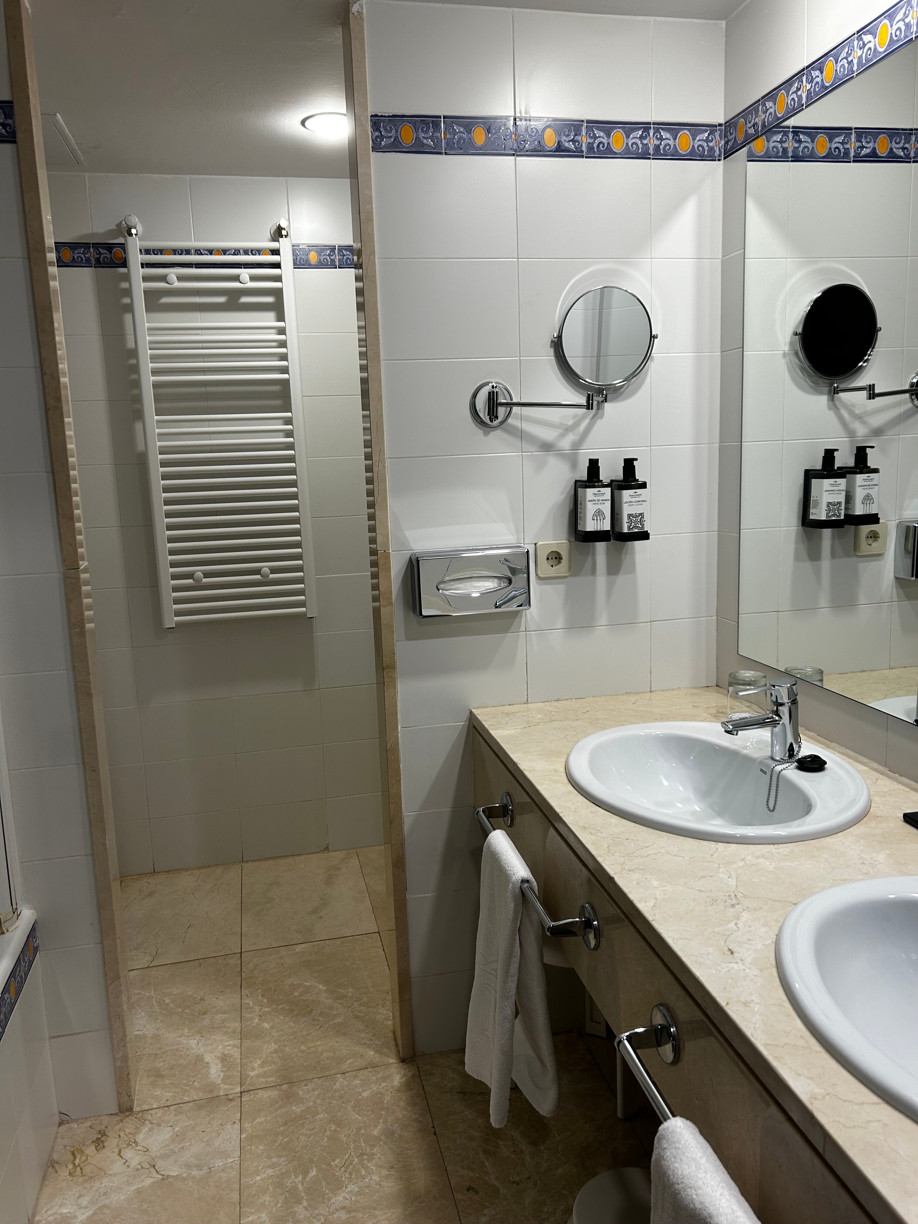 Parador de Siguenza-浴室