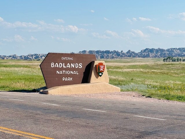Badlands National Park-拉皮德城必去景点