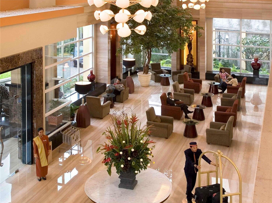 三宝垄诺富特酒店主图