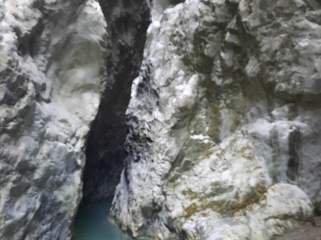 Holta Canyon-Gramsh必去景点