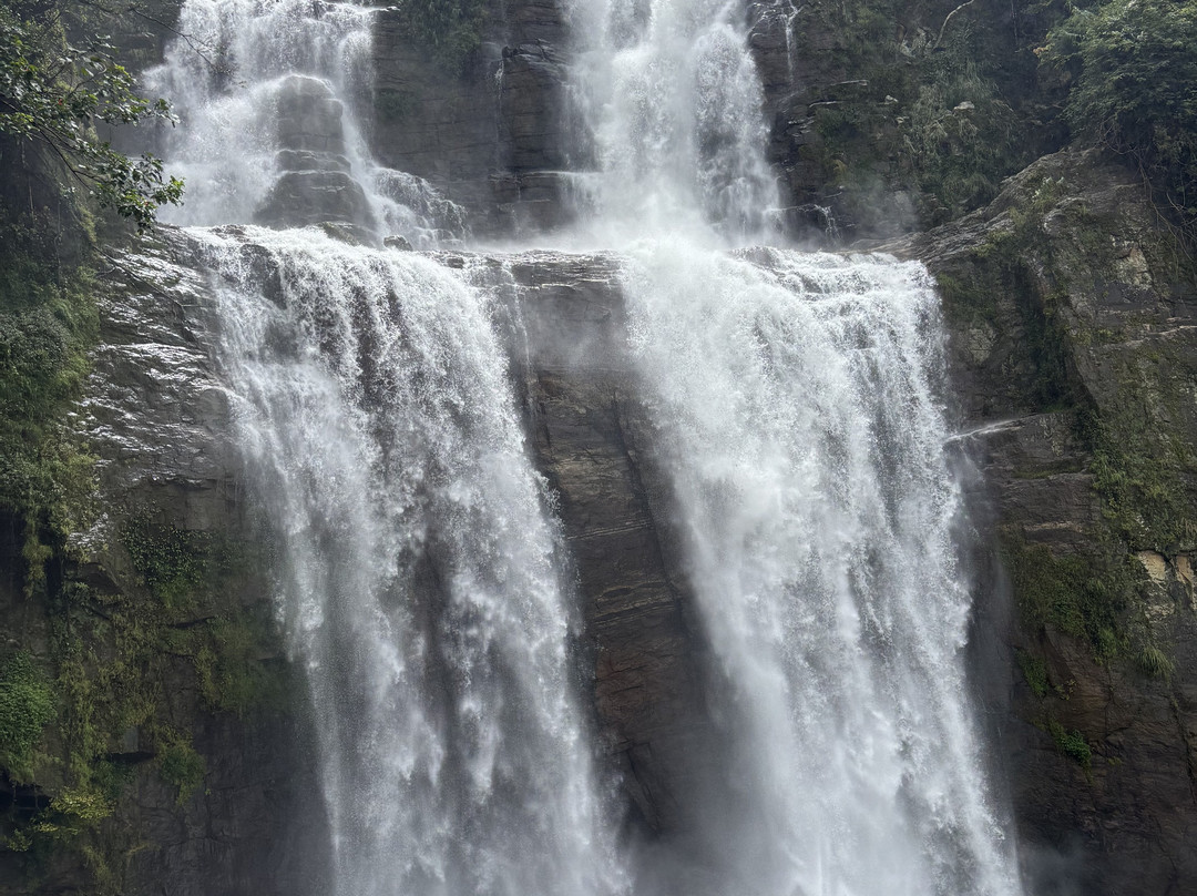 Explore More Travels & Tours-奴娃拉伊利雅必去景点