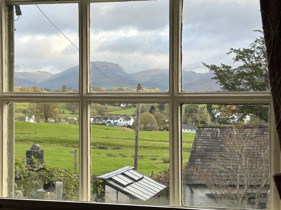 Walker Ground Manor主图