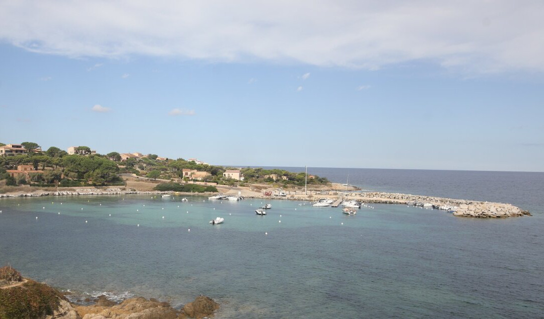 Port de San Damiano-Algajola必去景点