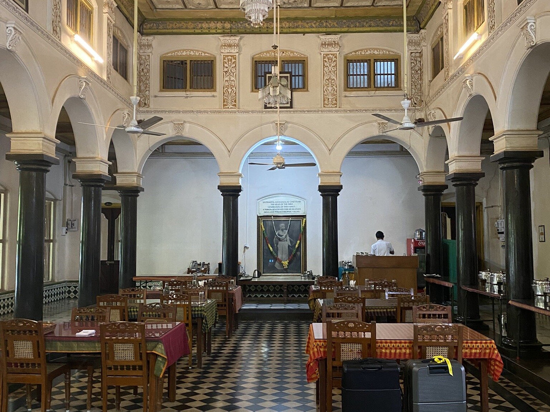 切蒂纳德邦大厦主图