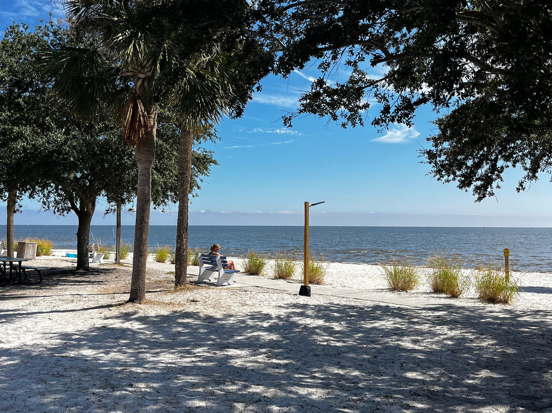 Cedar Key Public Beach-锡达礁必去景点