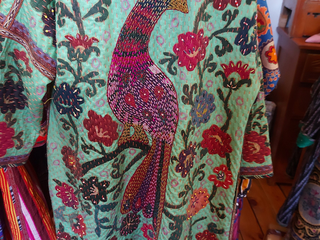 Art Gallery Happy Bird-撒马尔罕必去景点