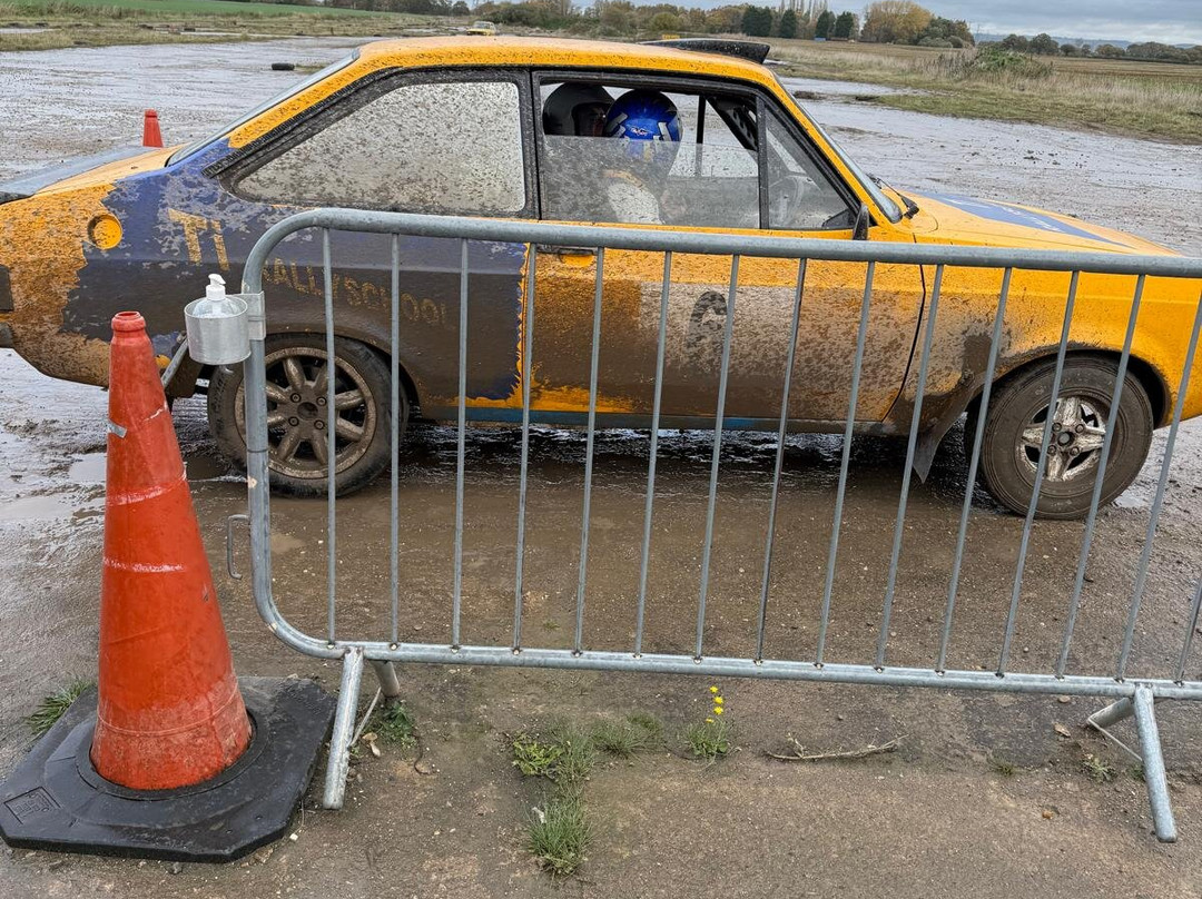 TI Rally Driving School-约克必去景点