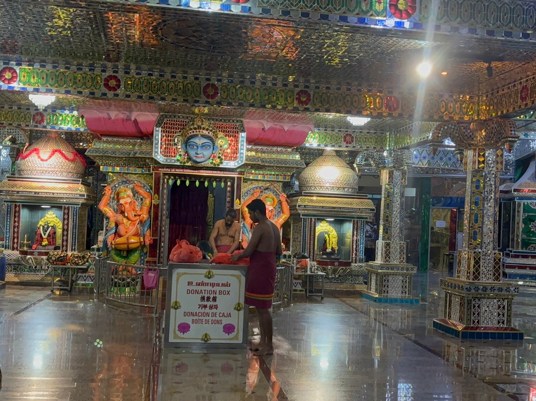 Arulmigu Sri Rajakaliamman Glass Temple-新山必去景点