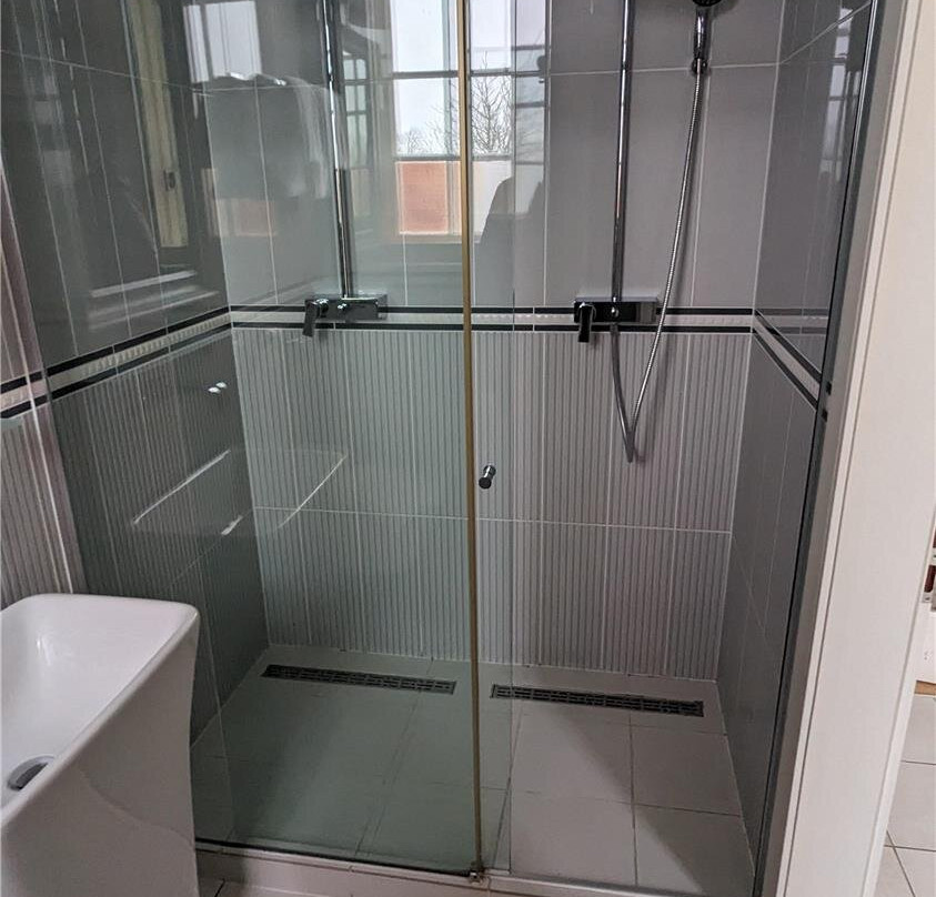 库格多夫城堡酒店主图