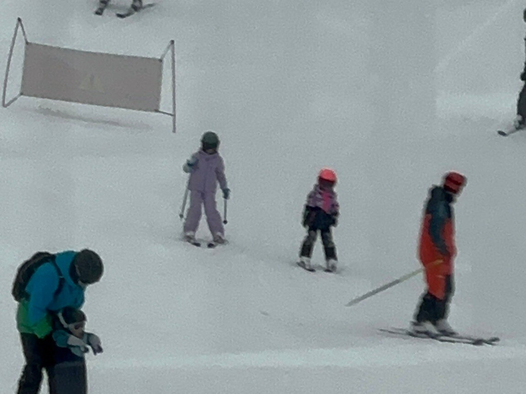 SnowMonkey Ski & Snb School & Rental-什平德莱鲁夫姆林必去景点