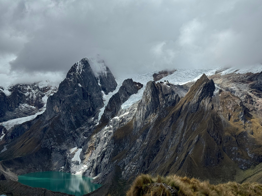 Amazing Huayhuash-瓦拉斯必去景点