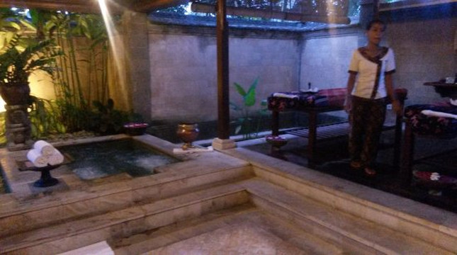 普瑞乌兰达瑞精品水疗度假村主图