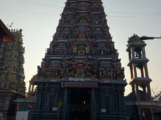 新印度庙和旧印度庙-科伦坡必去景点