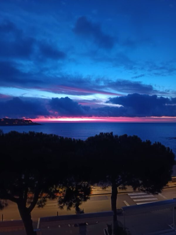 范德瓦尔克船歌酒店主图