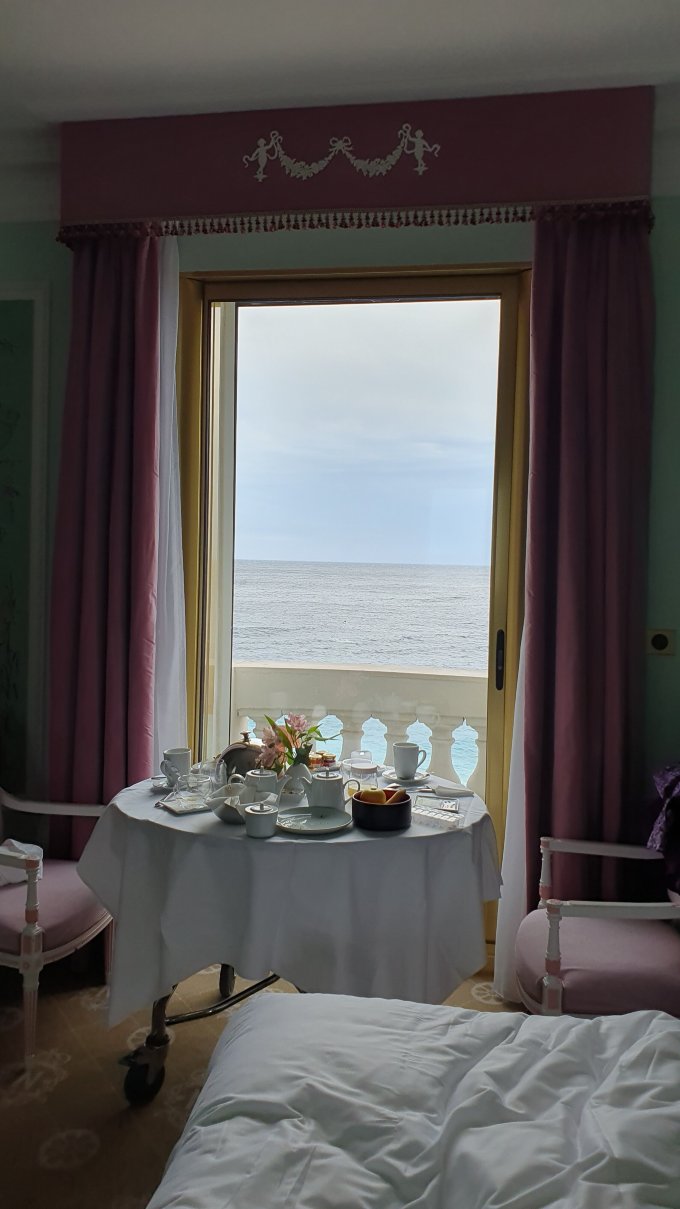 内格雷斯科酒店-客卧