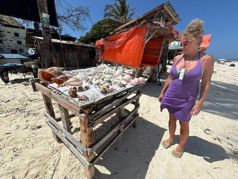 Dhow Beach Boutique Hotel