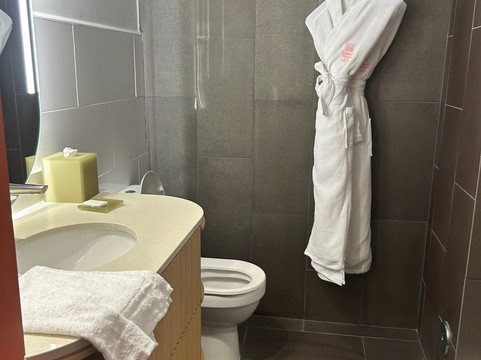 Waldorf Towers South Beach