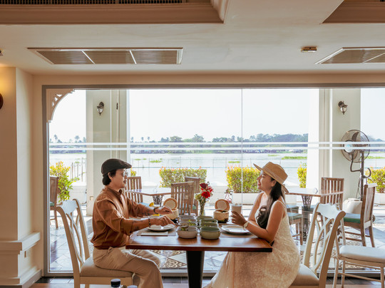 好友东方滨江帕科瑞德酒店主图