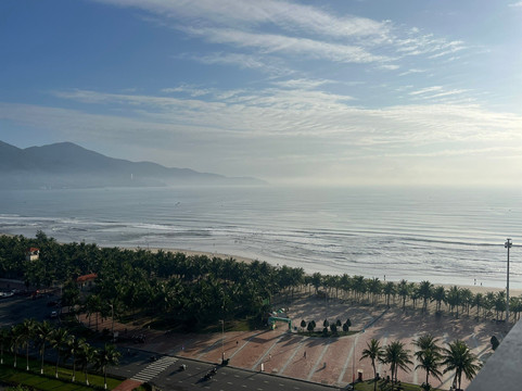 岘港美溪沙滩-岘港必去景点